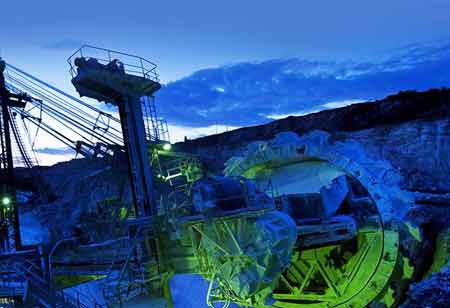 Device technologies use hybrid IT environments to deliver better patient outcomes